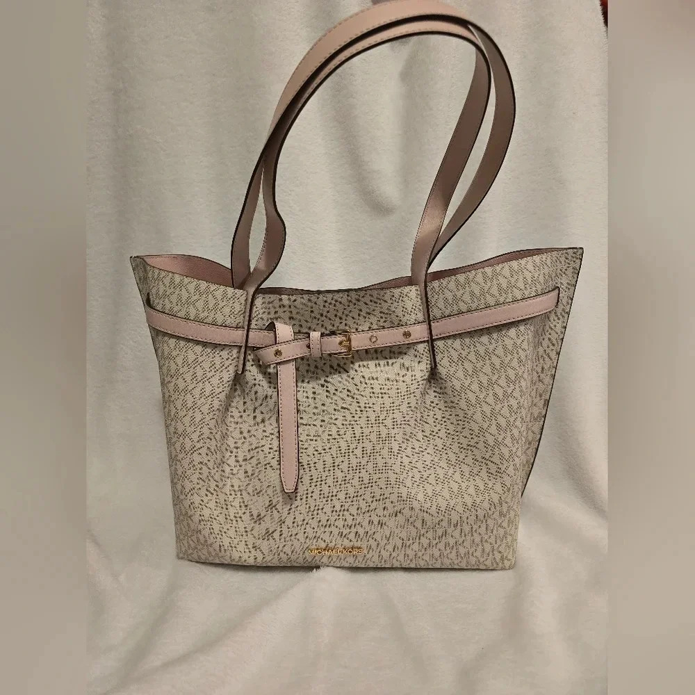 Michael Kors Emilia Tote NWOT